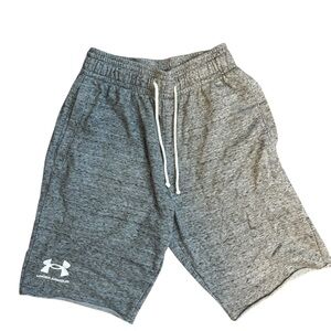 Under Armour  Mens Gray Shorts with Relaxed Fit